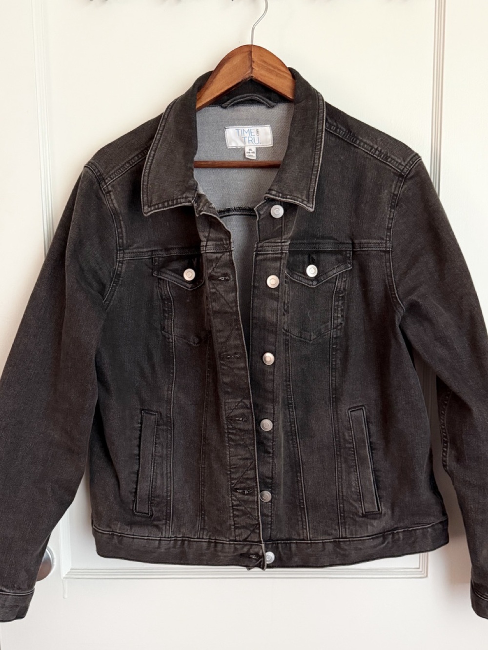 Time and Tru Black Wash Denim Jacket - Picture 1 of 6